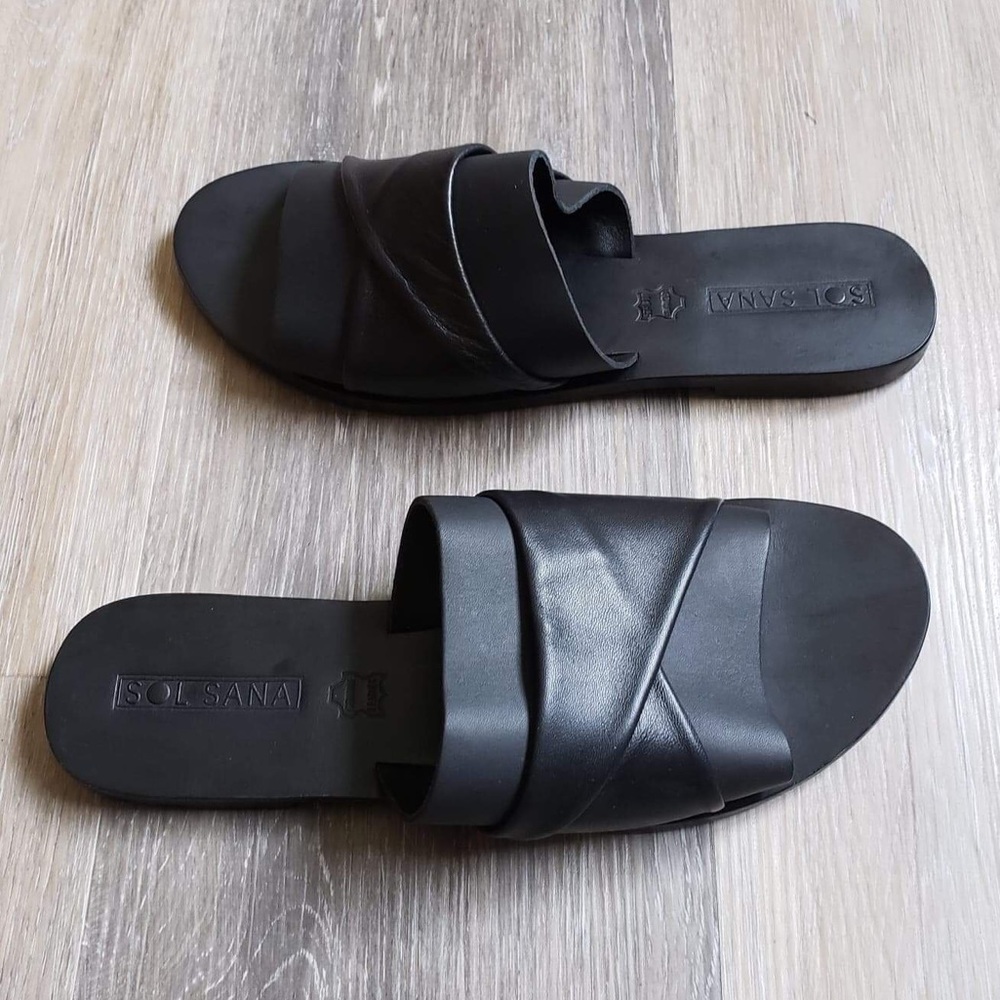 Never Wore Twisted Strap Slides. - image 4